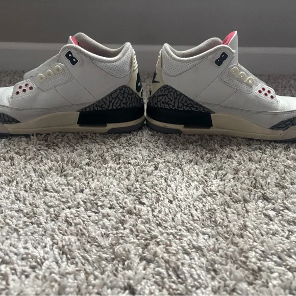 Jordan retro 3’s